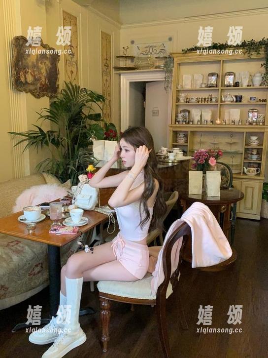 51热门大瓜 51热门大瓜ios版:在黑料的海洋中畅游,别掉进深渊哦!
