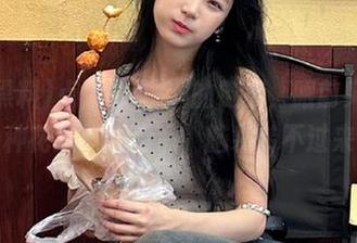 点了58黑料的链接，眼前突然被各种花边新闻淹没，脑袋转不过来。