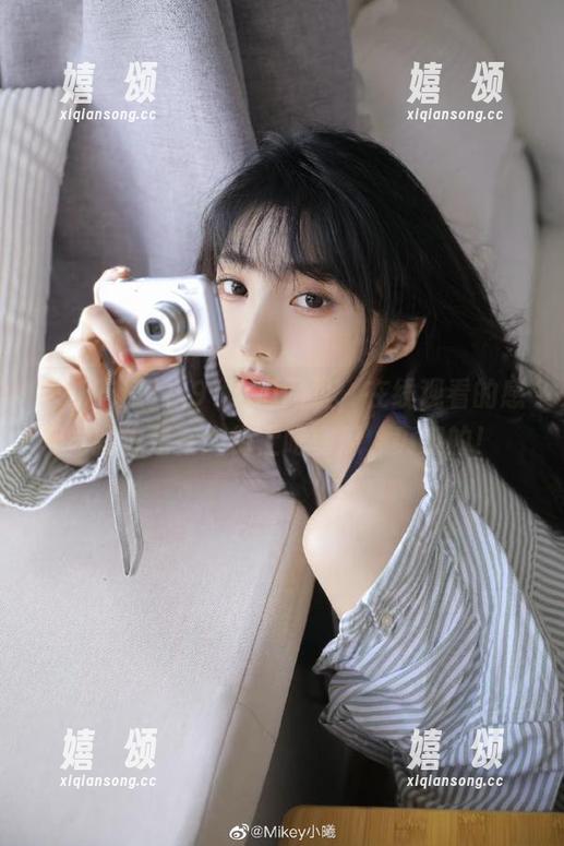 91吃瓜 在91吃瓜网址,在线观看的感觉就像是在大街上吃蜜瓜,爽爽的!