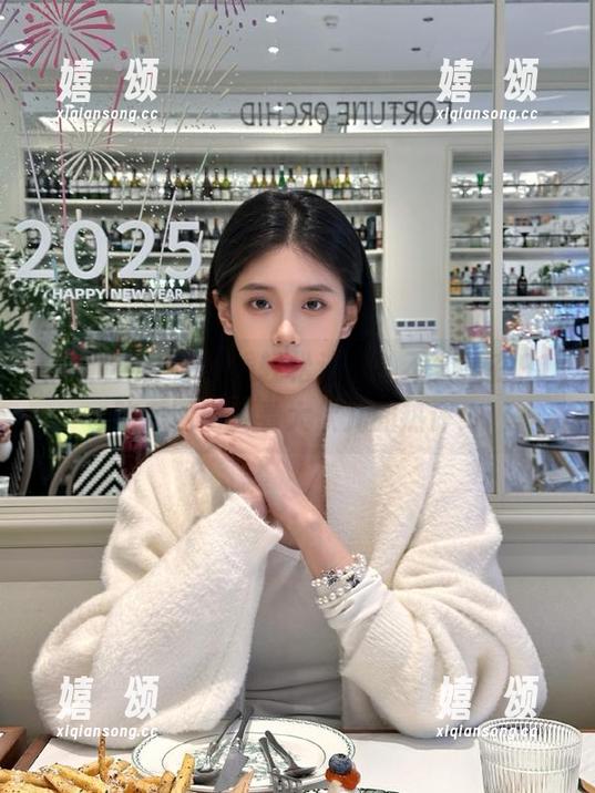91吃瓜网 在线轻松追剧?不,是在91吃瓜网网页看大伙儿的热评!