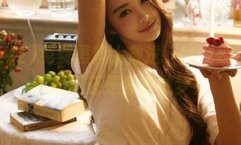 免费黑料大放送，tttzzz.su是真的吗还是我在做梦？