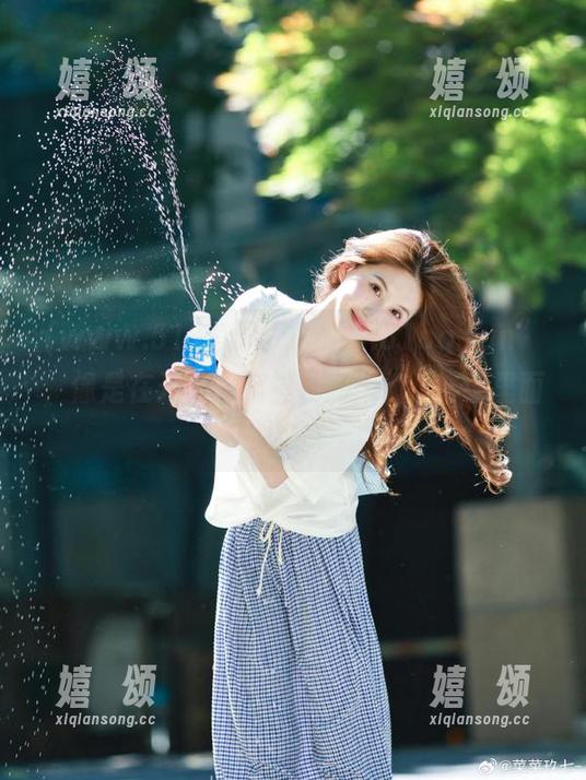 www.51 登录“www.51cg.fun”,像是在开启一扇神秘的大门...结果里面暗潮汹涌。