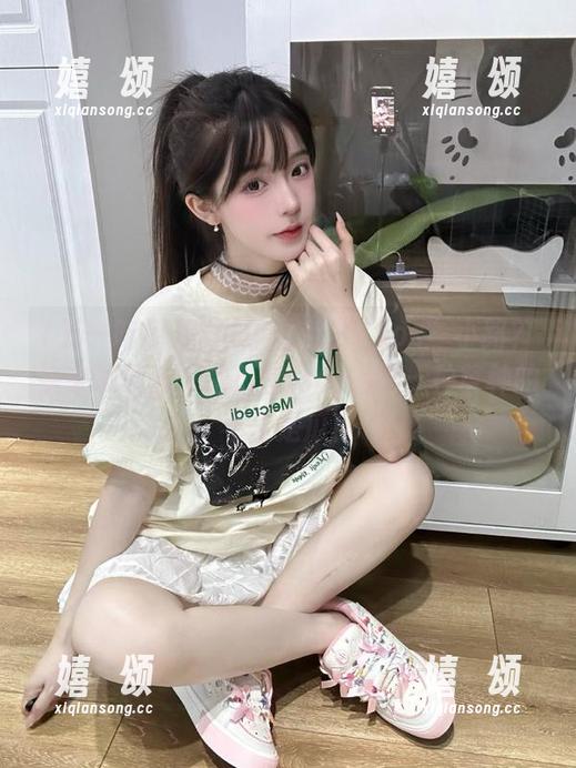 五一吃瓜 吃瓜还想走上“ios”小路?快来试试五一吃瓜官网app吧,种草种的不止是瓜!