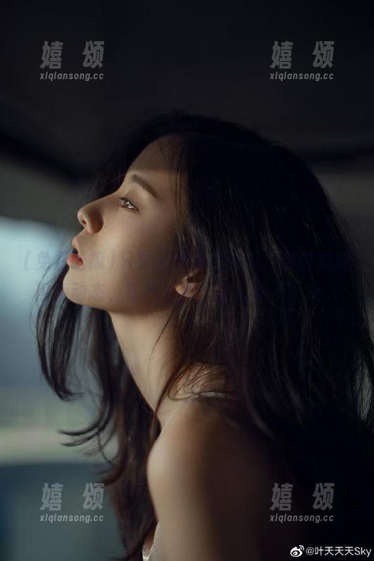 免费吃瓜 只要登录免费吃瓜,随时追踪热辣动态,每日更新,让人停不下来。