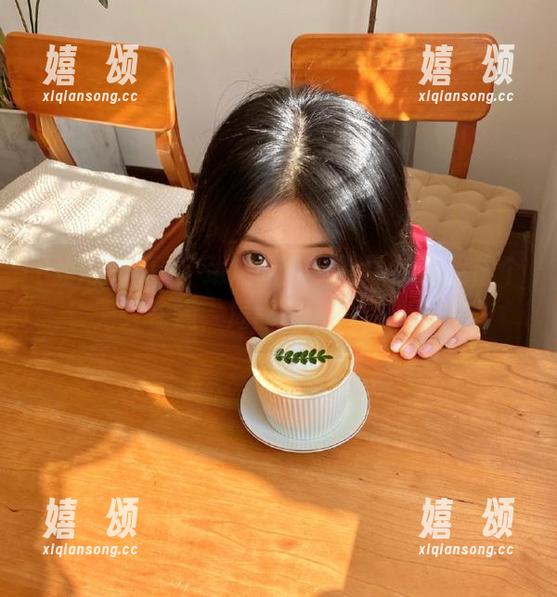 劲爆吃瓜 “劲爆吃瓜”的导航让我像个无头苍蝇,局部陷入一片迷雾。