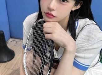超话更新：吃瓜123的秘密聊天记录，被某位“无敌废柴”刷屏了！