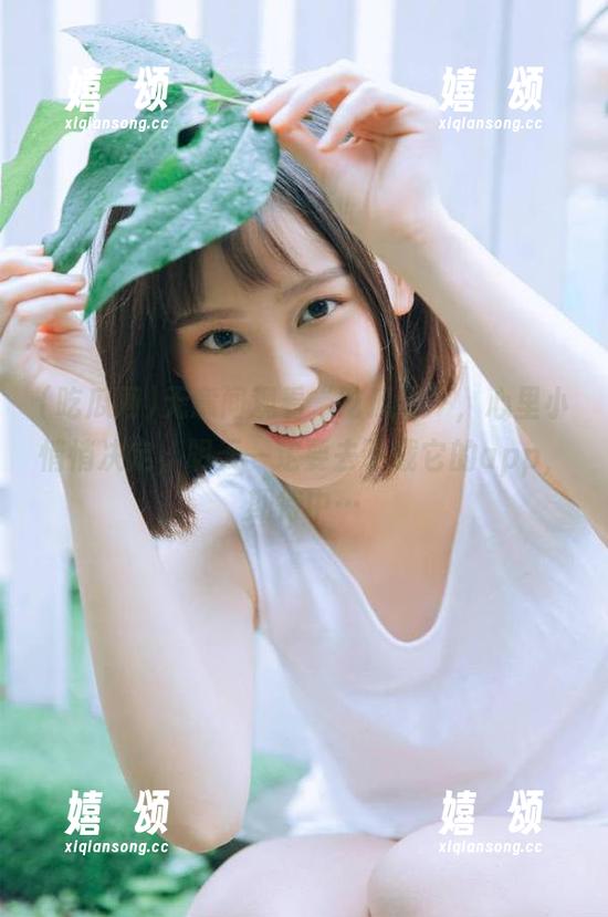 吃瓜网 无意间观看“吃瓜网”,心里小悄悄决定,明天一定要去下载它的app,期待中…