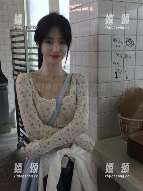 网曝吃瓜 神奇下载体验,打开“网曝吃瓜”,瓜不够,果汁来凑!