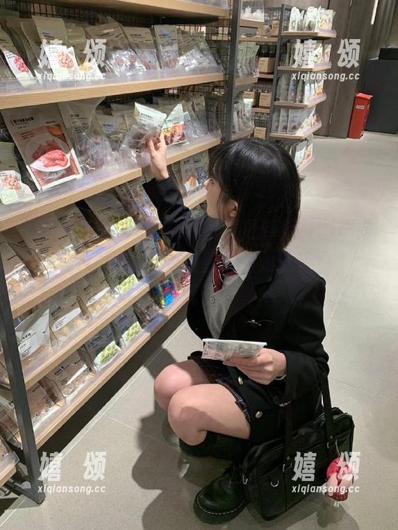 黑料吃瓜网 黑料吃瓜网更新后,国产网红们的真实面目竟然暴露得如此直白,太好玩了!