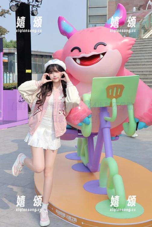 黑料网 黑料网app:24小时不停歇,瓜永远在路上!