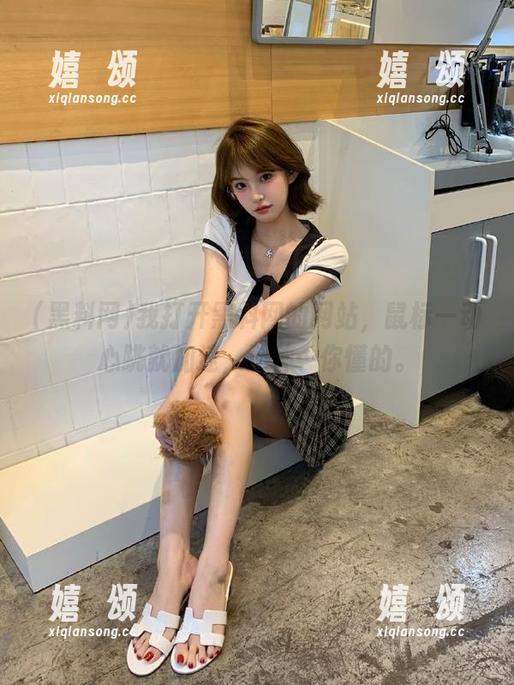 黑料网 我打开黑料网的网站,鼠标一动心跳就加速,那种…你懂的。