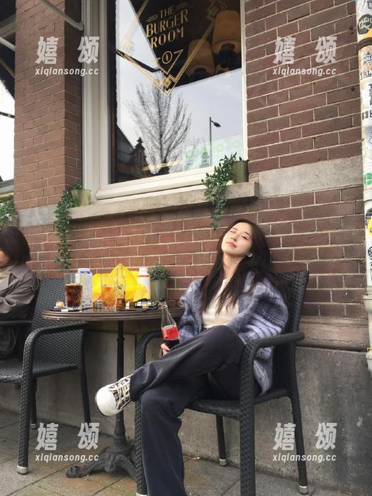 黑网料 听说黑网料的入口又有新料,忍不住驻足看了一下…不说了,有点上头。